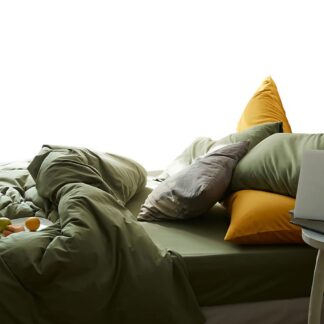 Voodipesukomplekt, oliiviroheline, mikrofiibrist (tekikott 140x200cm, padjapüür 70x90cm)