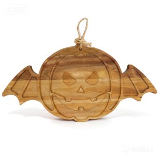 Serveerimisalus akaatsiapuidust, kõrvitsa ja nahkhiire tiibadega