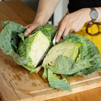 Seemned valge jääkapsas-jääsalat (tekst pakendil on saksakeelne)