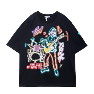 Avar must T-särk, vintage koomiksiprindiga (L)